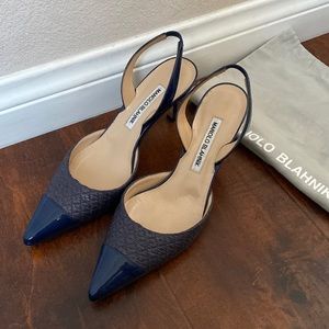 Manolo Blahnik woven pointy toed slingback pumps